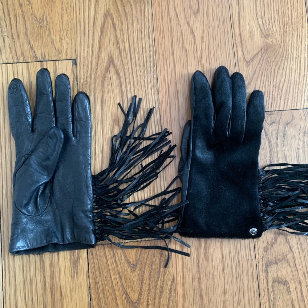 Henri Bendel Black Fringe Leather Gloves